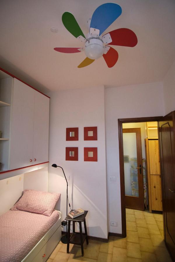 Holiday House Torre del Lago Torre del Lago Puccini Esterno foto